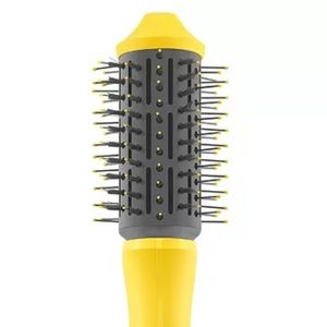 DRYBAR
The Single Shot Round Blow-Dryer Brush